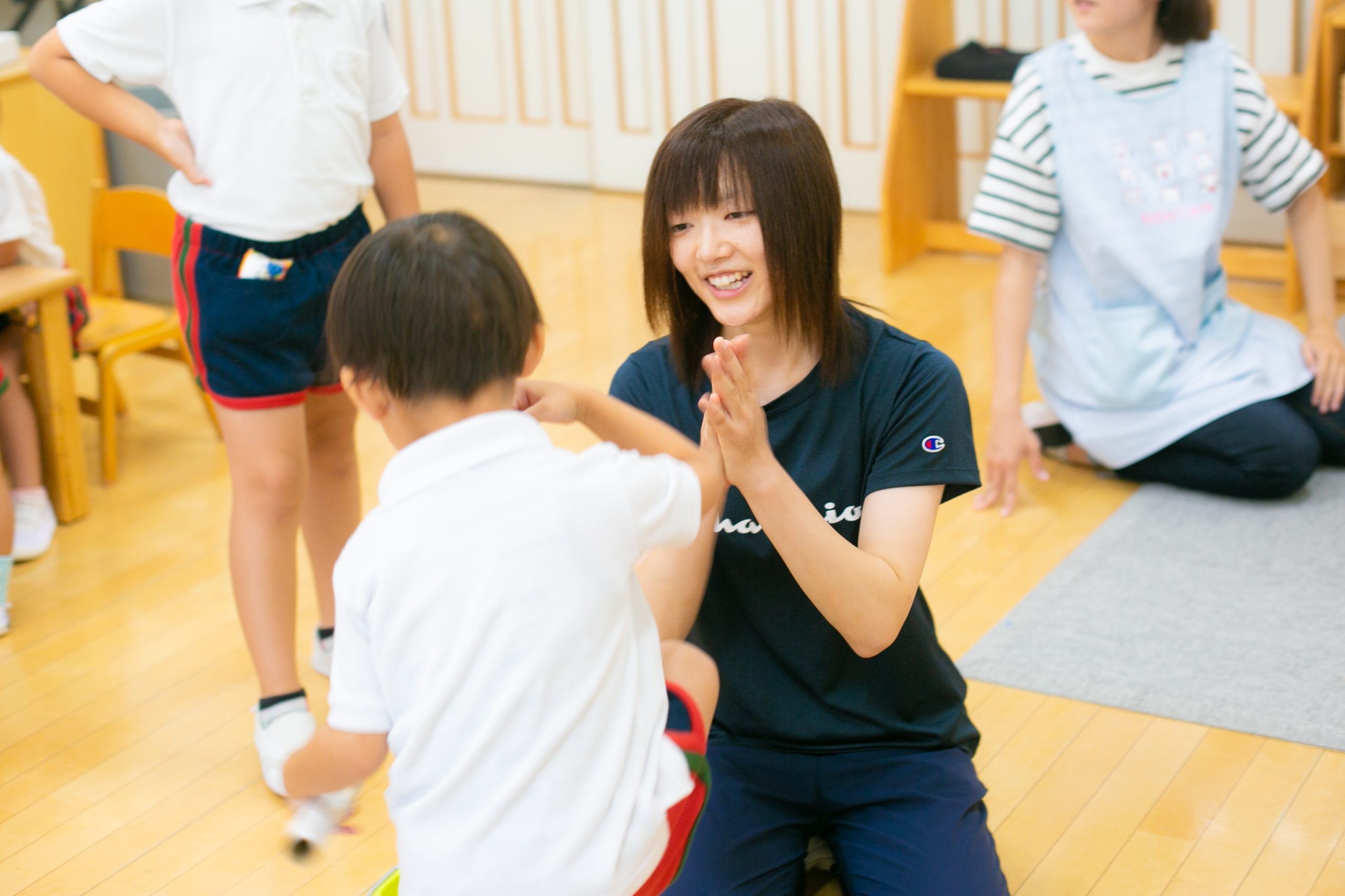 湯浅友里恵 先生